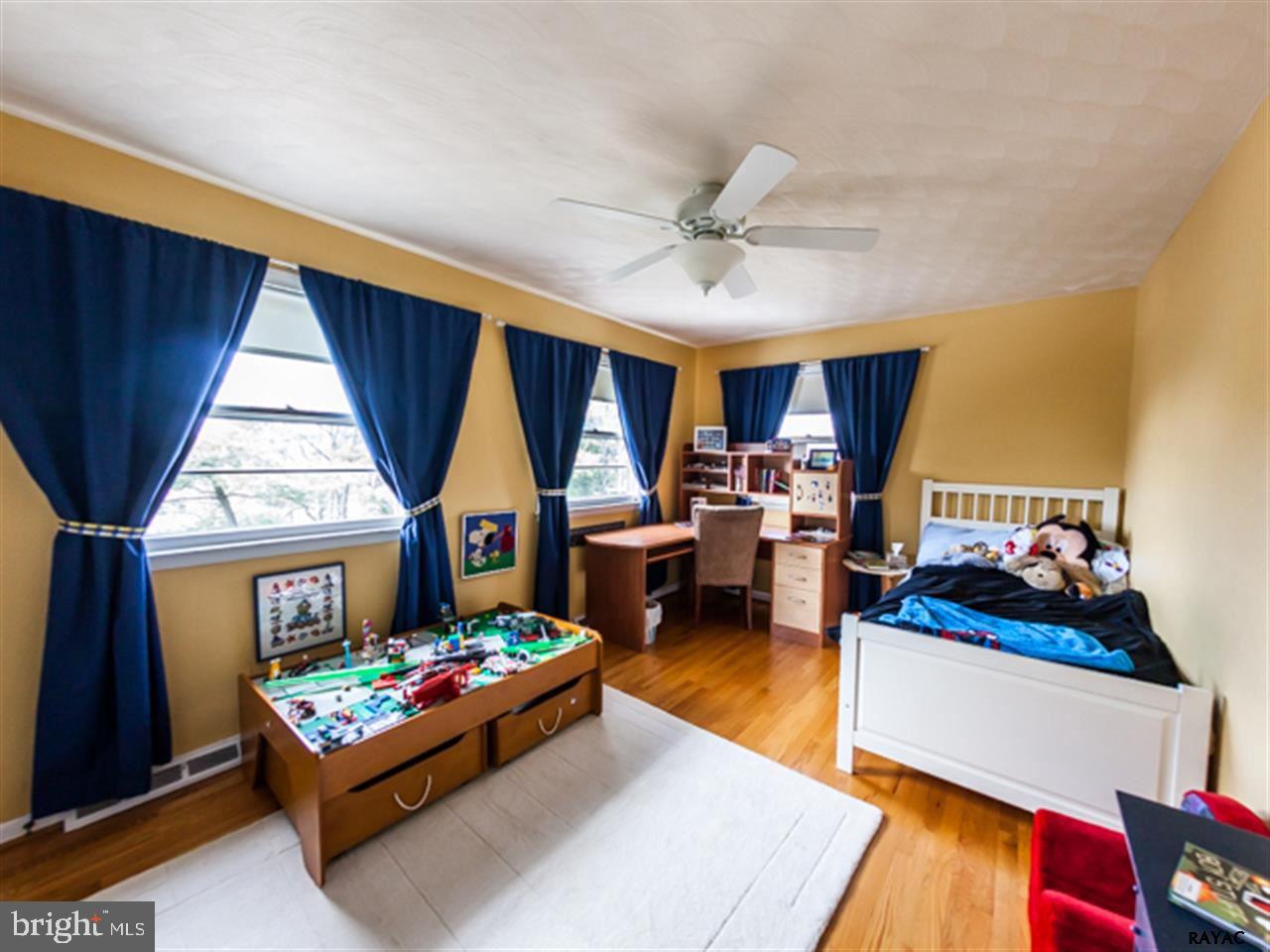 3105 Round Hill Road York, PA 17402 - Photo 20 of 28 Gallery Image 20