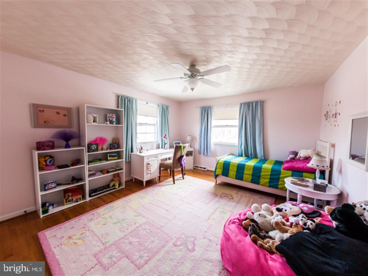 3105 Round Hill Road York, PA 17402 - Photo 22 of 28 Gallery Image 22