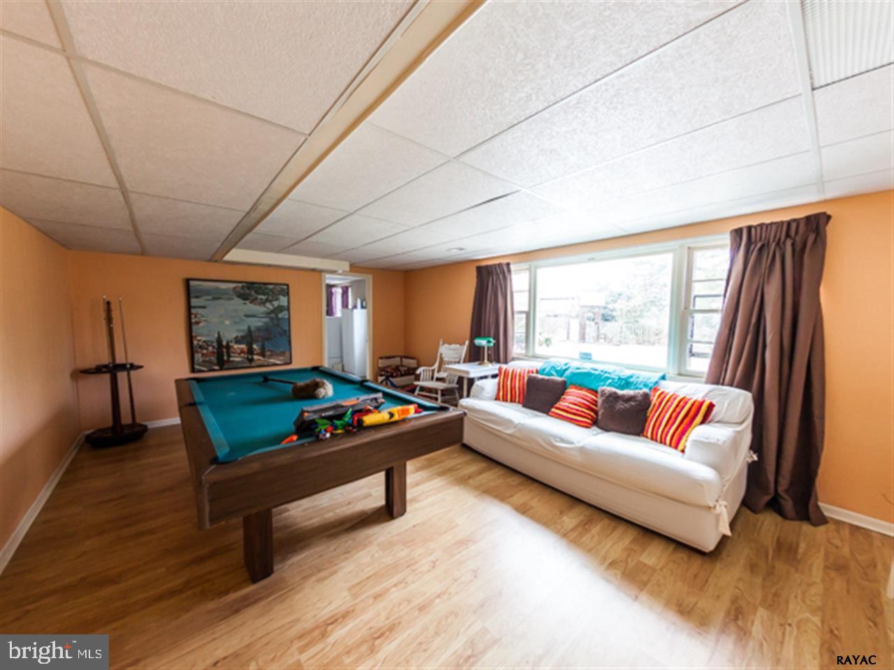 3105 Round Hill Road York, PA 17402 - Photo 25 of 28 Gallery Image 25