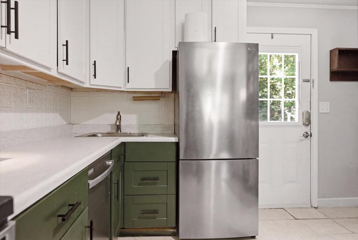 558 Roxbury Road Mexico, ME 04257 - Photo 21 of 51 21-Kitchen 04