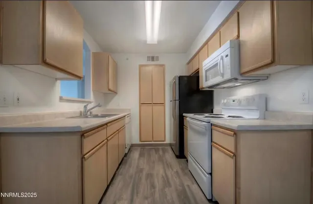 $235,000 | 6850 Sharlands Avenue, Unit 2039, Reno, NV 89523