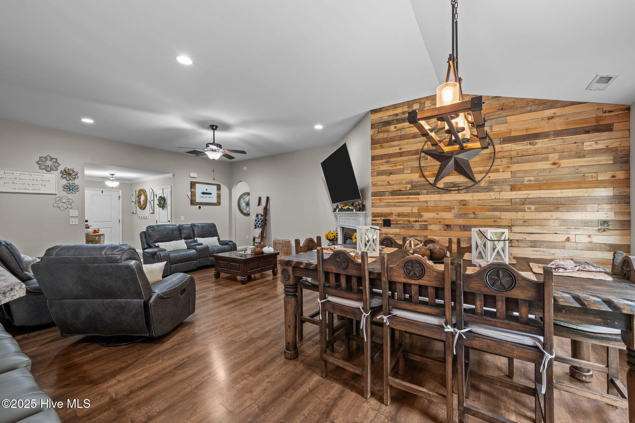 304 Station House Road New Bern, NC 28562 - Photo 12 of 44 34-web-or-mls-DSC_7446