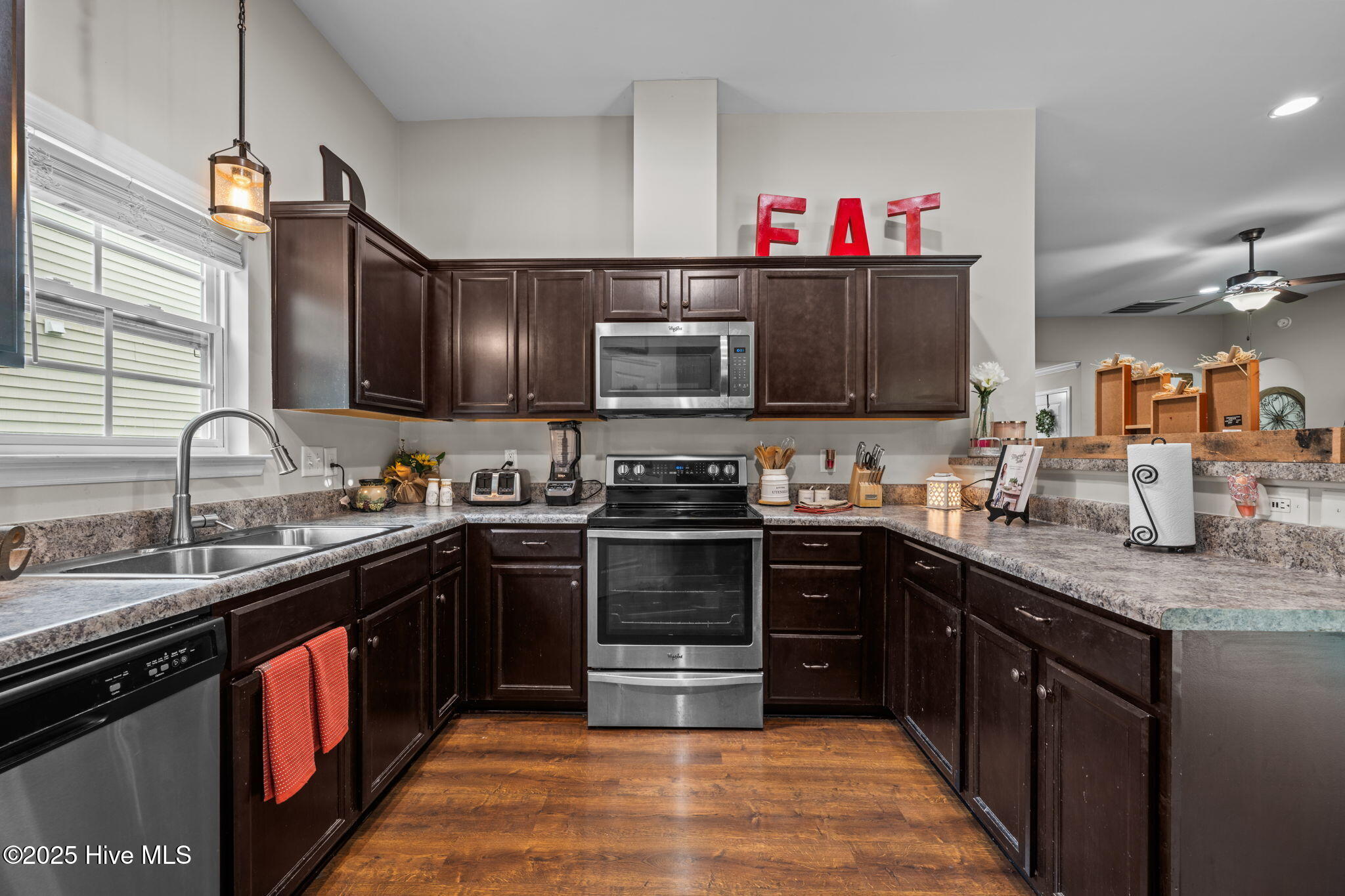 304 Station House Road New Bern, NC 28562 - Photo 15 of 44 37-web-or-mls-DSC_7458