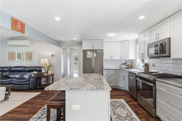 $650,000 | 72 Kevin Drive, Tiverton, RI 02878