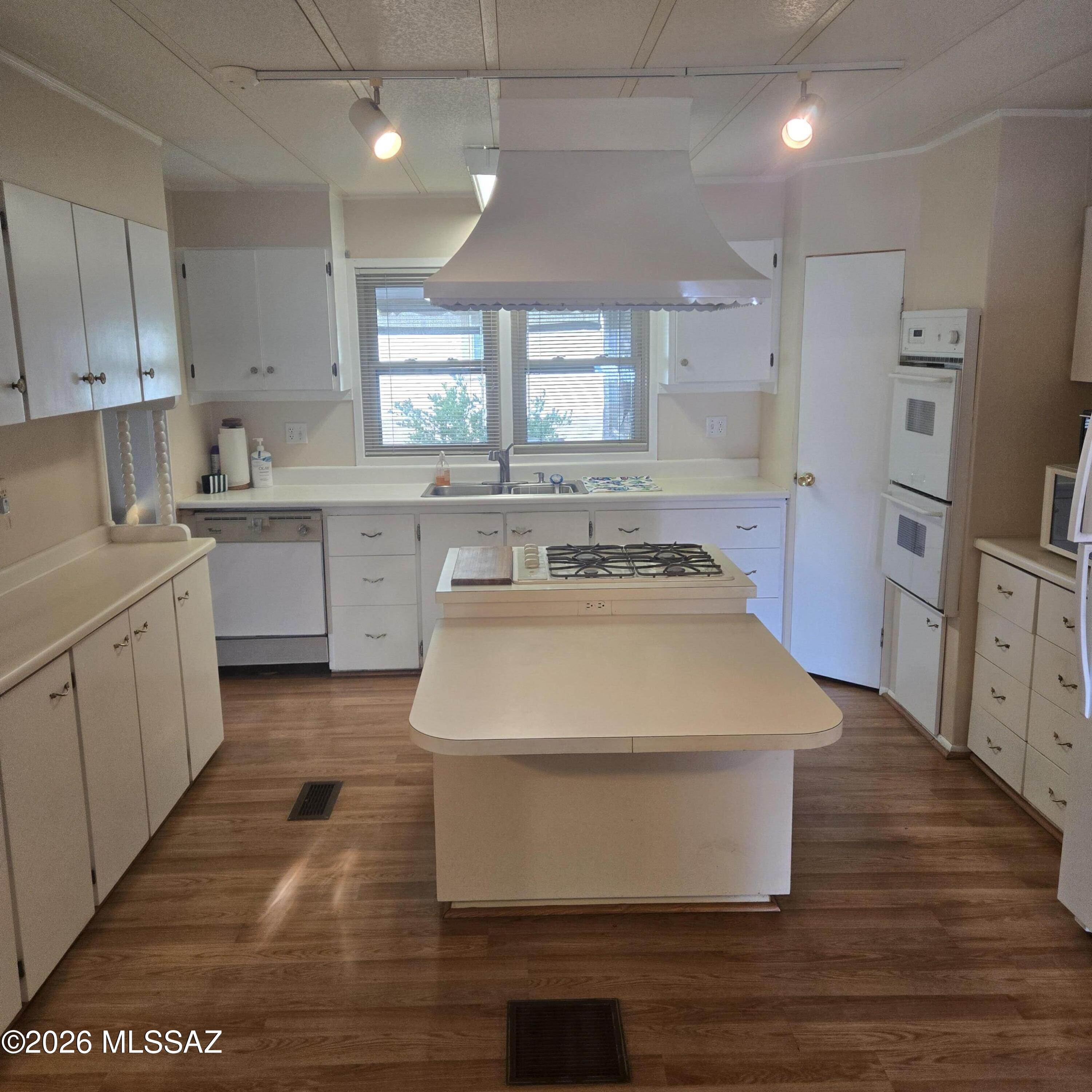 5402 West Rafter Cir Street Tucson, AZ 85713 - Photo 4 of 46 1000005871