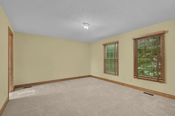 $430,800 | 13972 South 5th Street, Schoolcraft, MI 49087