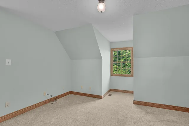 $435,000 | 13972 South 5th Street, Schoolcraft, MI 49087