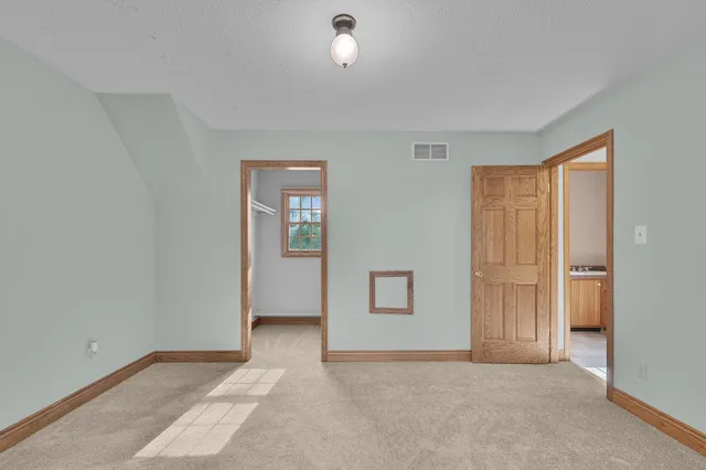 $435,000 | 13972 South 5th Street, Schoolcraft, MI 49087