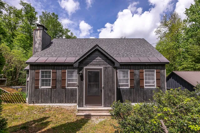 $345,000 | 72 McKee Road, Sunderland, VT 05250