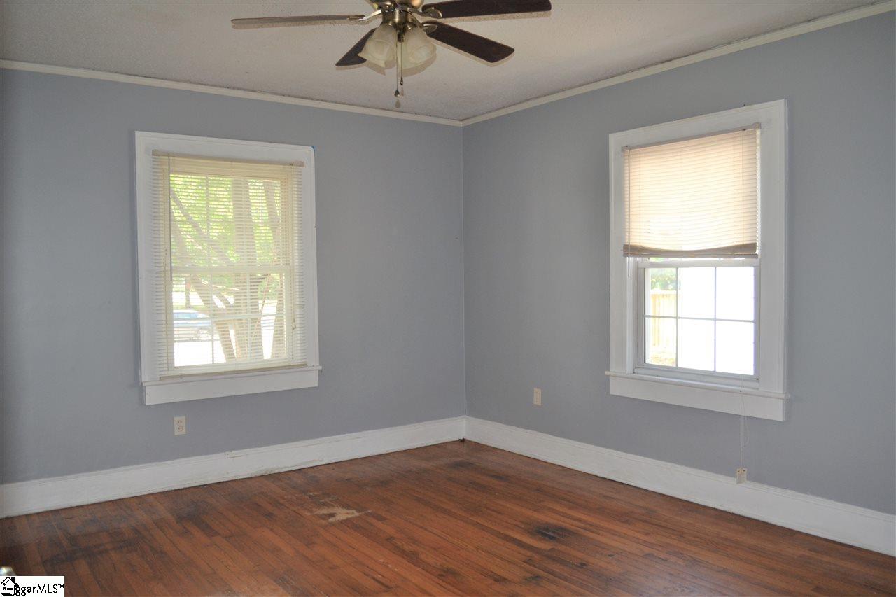 2003 Anderson Road Greenville, SC 29611 - Photo 12 of 16 Gallery Image 12