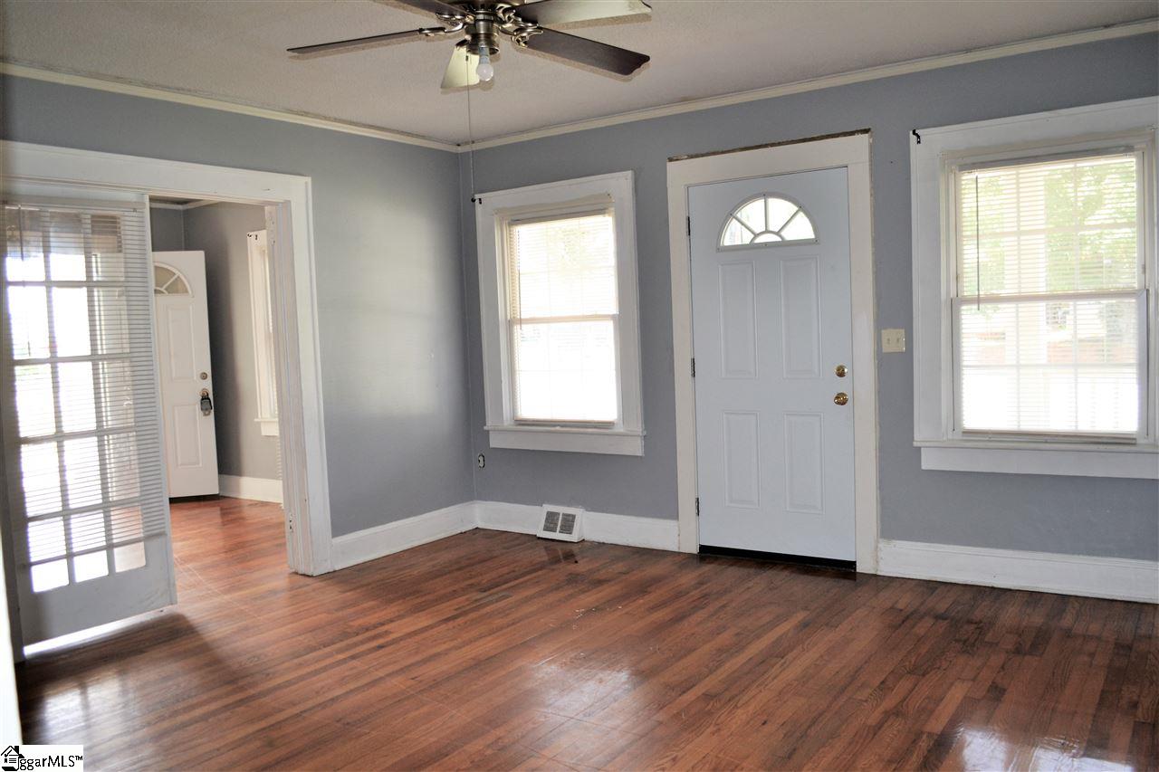 2003 Anderson Road Greenville, SC 29611 - Photo 3 of 16 Gallery Image 3
