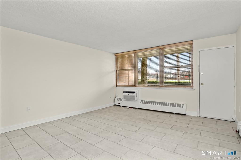 25 Ellsworth Street, Unit 5 Bridgeport, CT 06605 - Photo 5 of 25