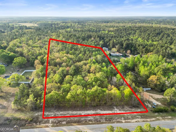 a view of outdoor space