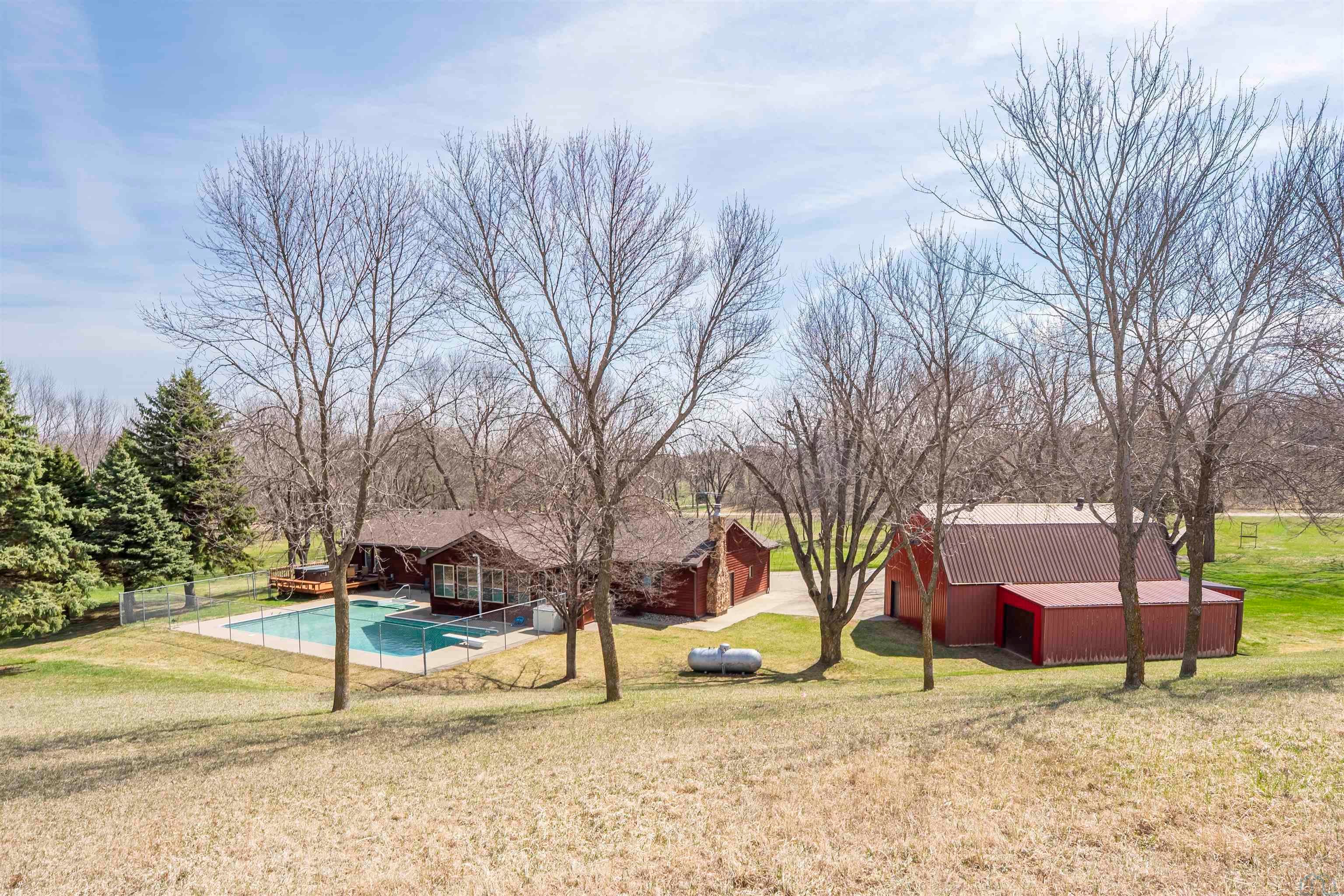 31847 West Loop Road Sioux City, IA 51108 - Photo 42 of 49 Gallery Image 42