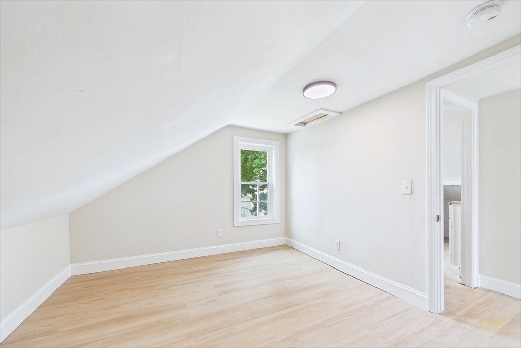 201 Wade Street Fall River, MA 02721 - Photo 28 of 38
