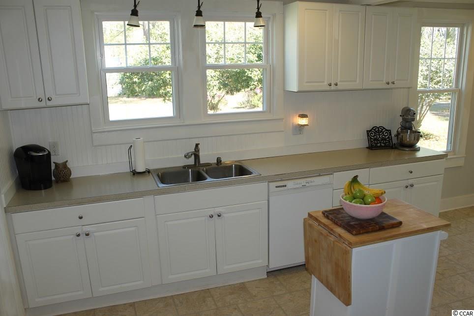2618 South Island Road Georgetown, SC 29440 - Photo 3 of 24