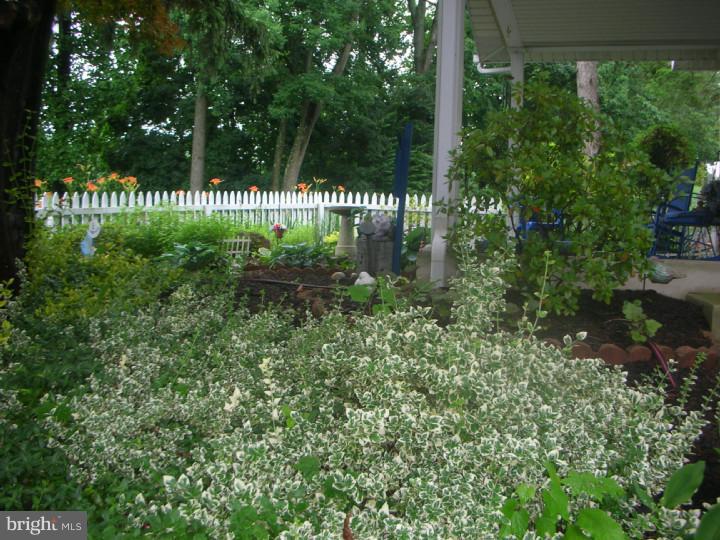 2710 Cedar Top Road Mohnton, PA 19540 - Photo 6 of 23 Gallery Image 6