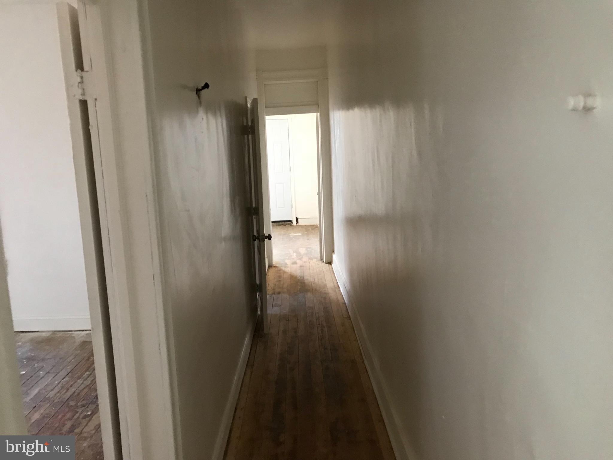 2805 Riggs Avenue Baltimore, MD 21216 - Photo 7 of 10 Interior (General)
