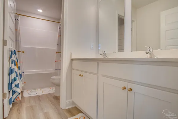 $2,650 | 8130 Fir Tree Drive, Milton, FL 32583