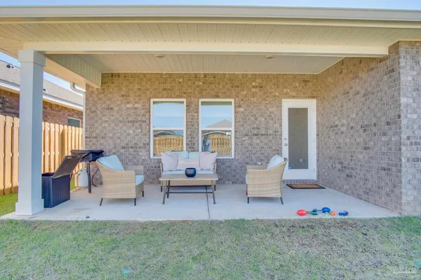 $2,650 | 8130 Fir Tree Drive, Milton, FL 32583