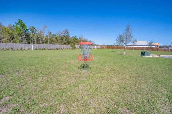 $2,650 | 8130 Fir Tree Drive, Milton, FL 32583