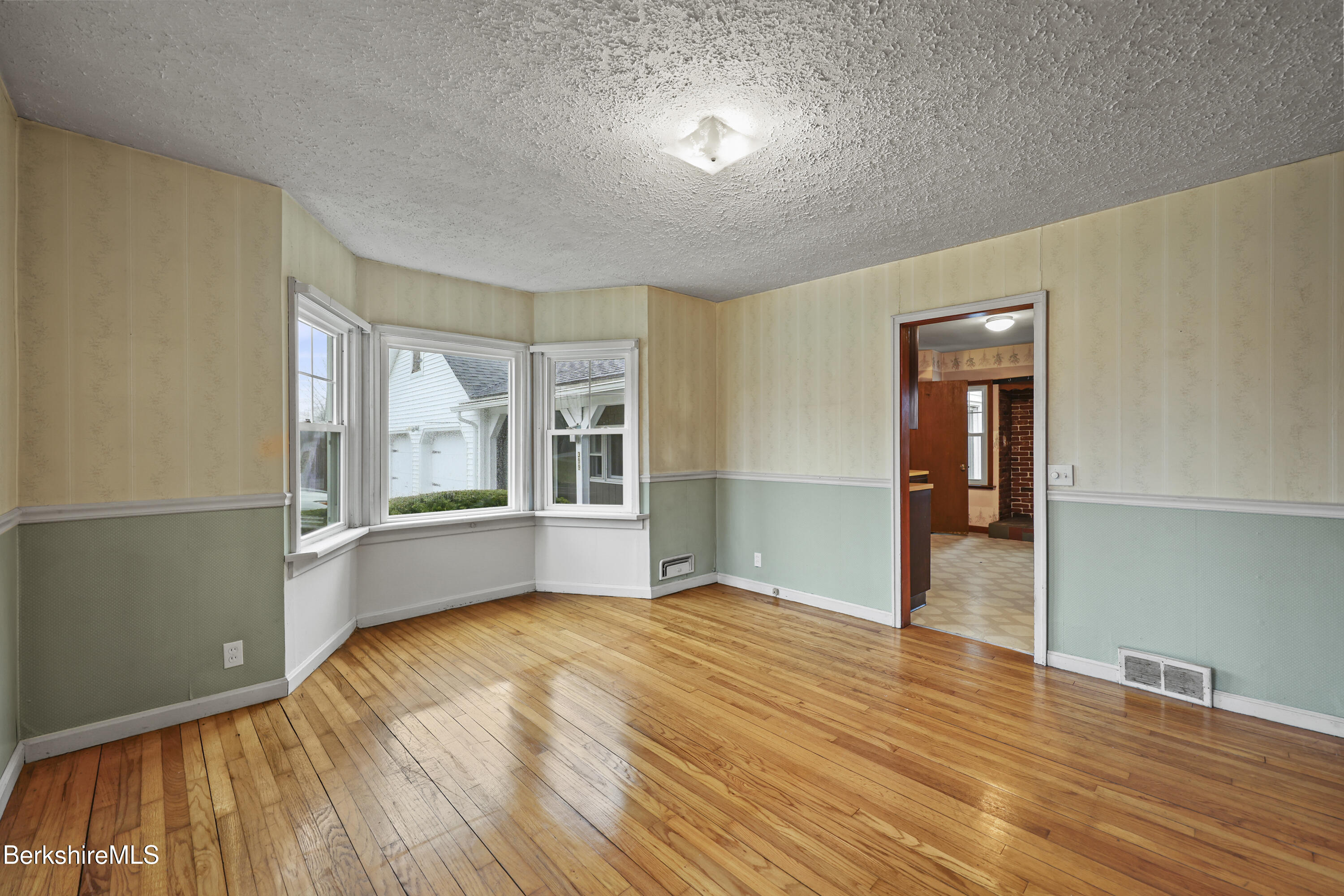 399 State Road Richmond, MA 01201 - Photo 16 of 53 50 Dining Room
