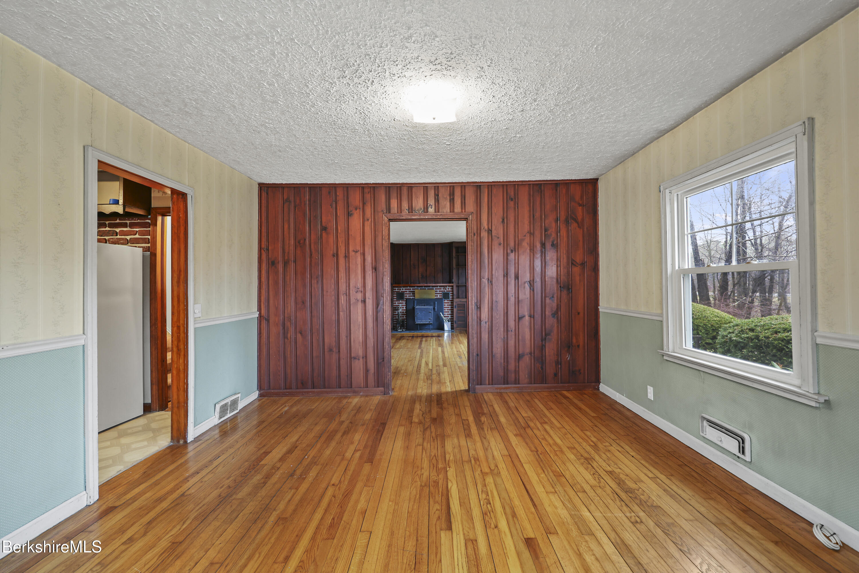 399 State Road Richmond, MA 01201 - Photo 19 of 53 65 Dining Room
