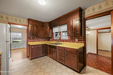 $450,000 | 399 State Road, Richmond, MA 01201