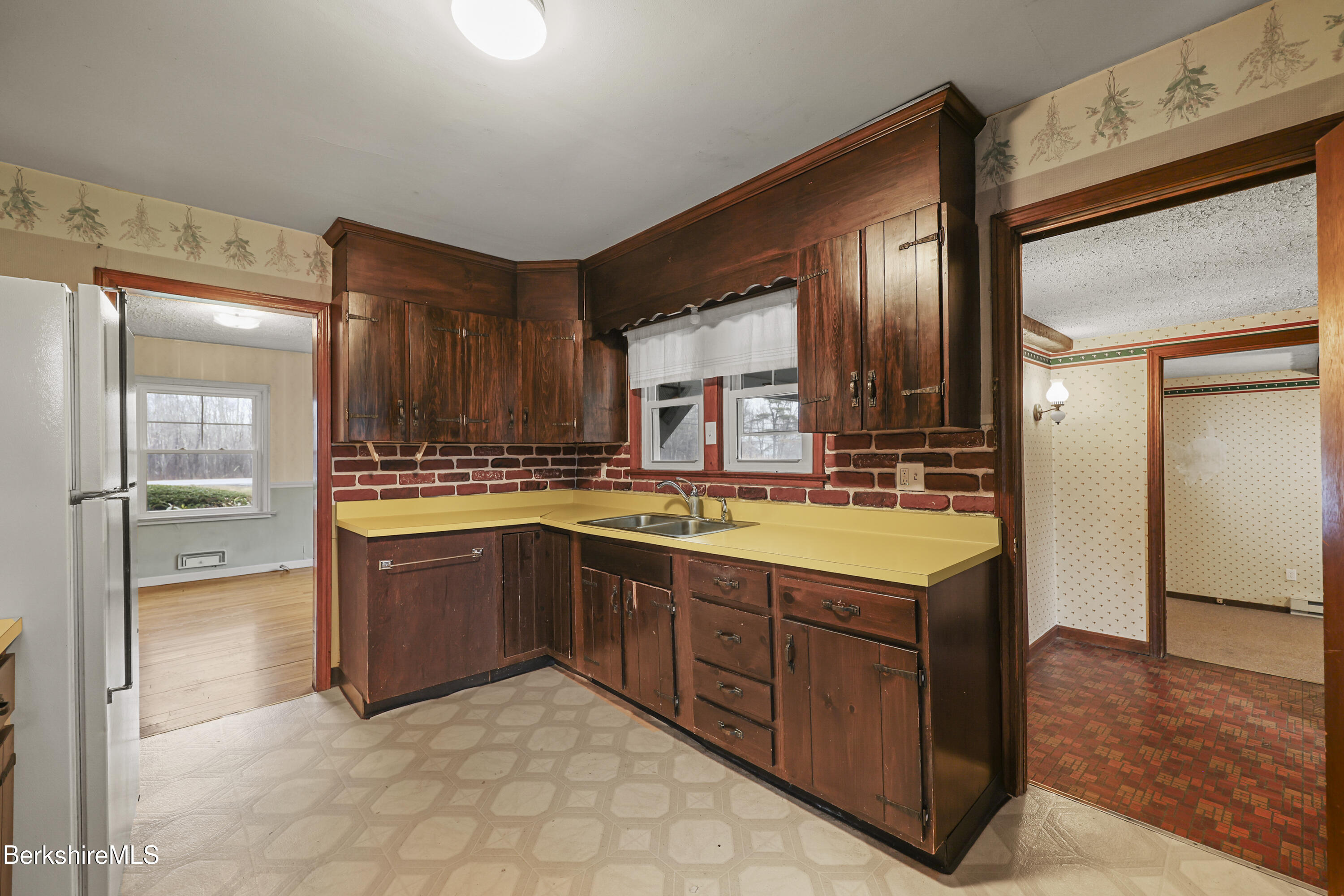 399 State Road Richmond, MA 01201 - Photo 24 of 53 90 Kitchen