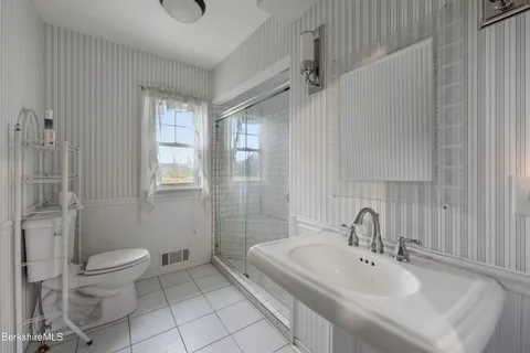 a view of a storage & utility room