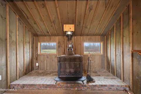 $450,000 | 399 State Road, Richmond, MA 01201