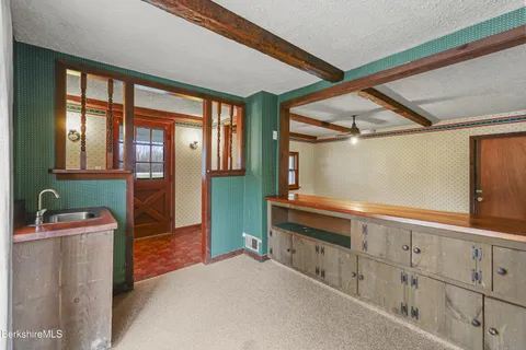 $450,000 | 399 State Road, Richmond, MA 01201