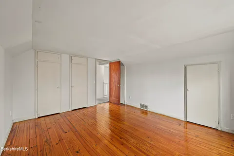 $450,000 | 399 State Road, Richmond, MA 01201