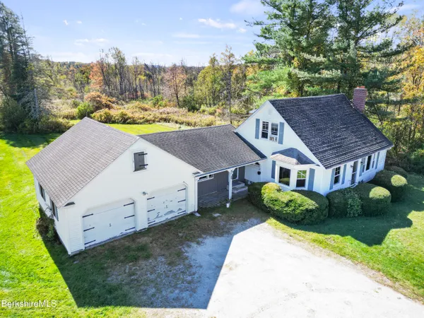 $450,000 | 399 State Road, Richmond, MA 01201
