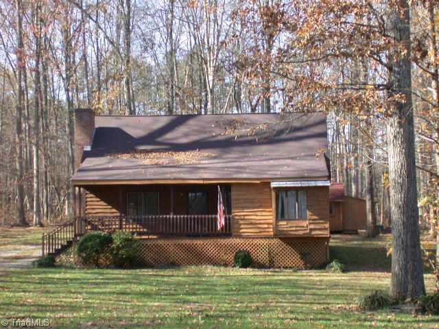 1095 Hunt Road Lexington, NC 27292 - Photo 1 of 9 Exterior Front.