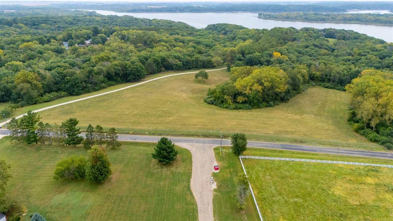 5.60 Acres M/l Lake Manor Road Solon, IA 52333 - Photo 14 of 17 Gallery Image 14