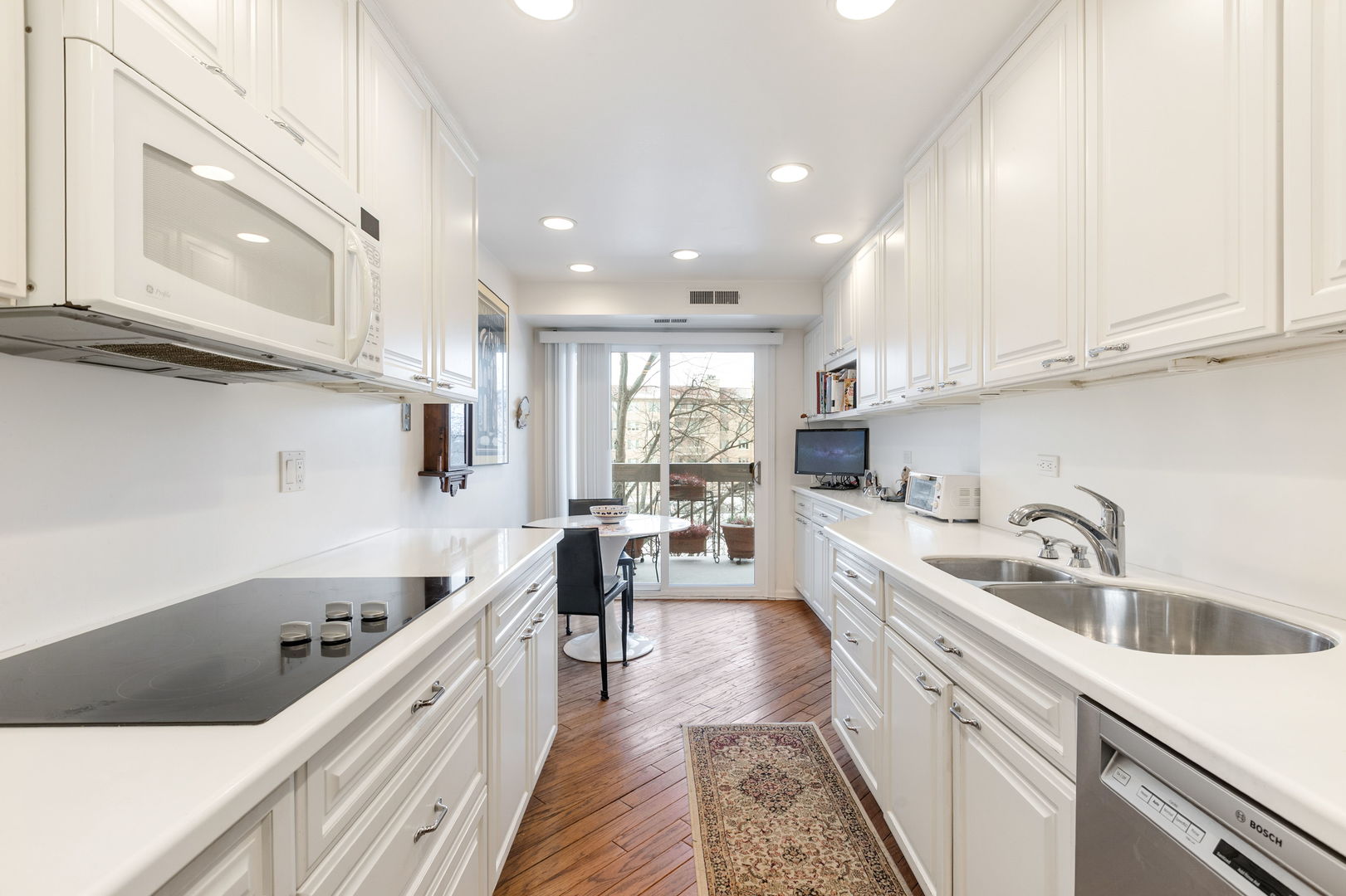 1220 Rudolph Drive, Unit 3H Northbrook, IL 60062 - Photo 11 of 25