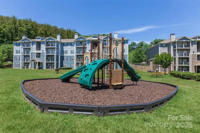 a view of outdoor space yard and patio