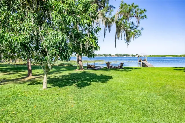 $5,225 | 924 Lake Drive East, Lake Placid, FL 33852