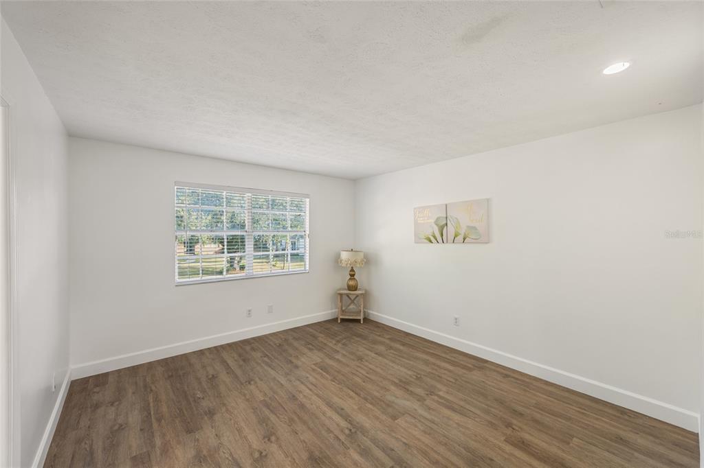 4109 East Temple Heights Road Tampa, FL 33617 - Photo 16 of 23