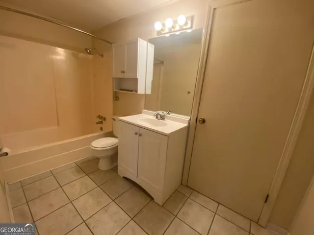 $2,100 | 522 Capri Drive, Hartwell, GA 30643