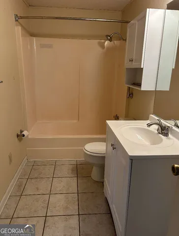 $2,100 | 522 Capri Drive, Hartwell, GA 30643