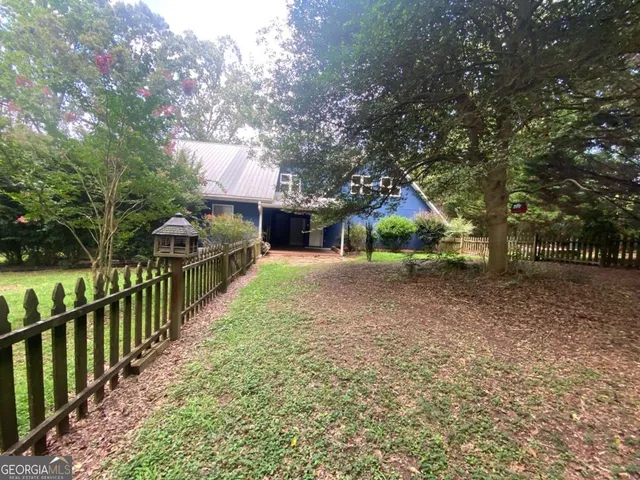 $2,100 | 522 Capri Drive, Hartwell, GA 30643