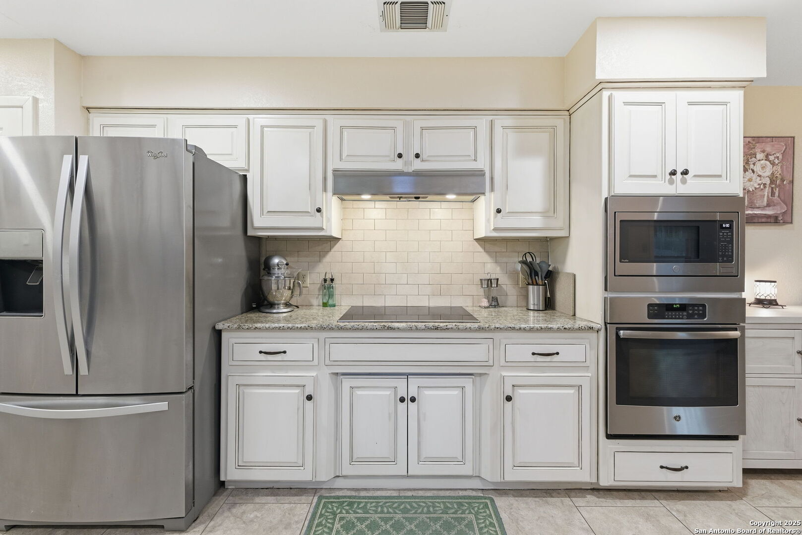 118 Timber Lane Kerrville, TX 78028 - Photo 17 of 49