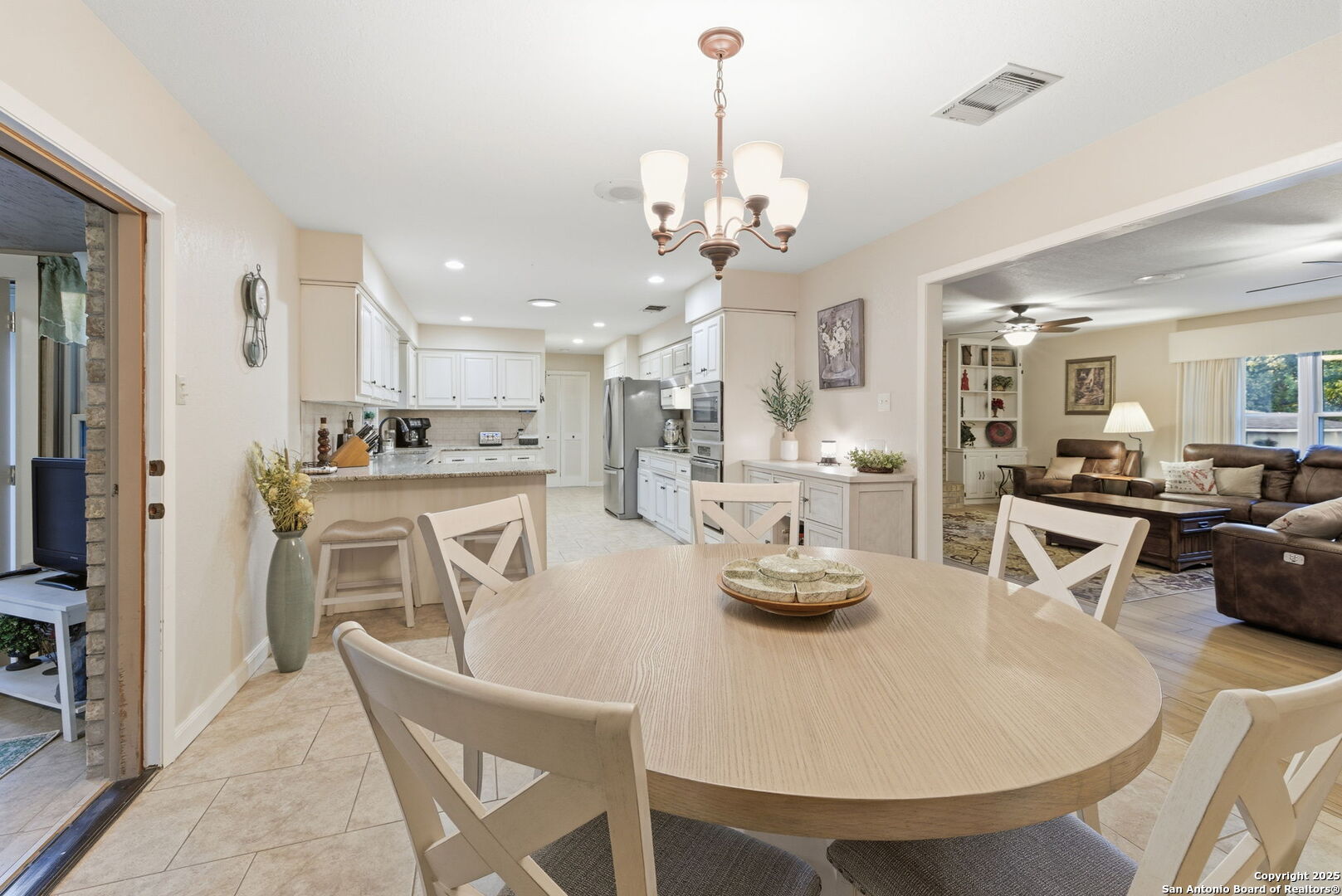 118 Timber Lane Kerrville, TX 78028 - Photo 22 of 49