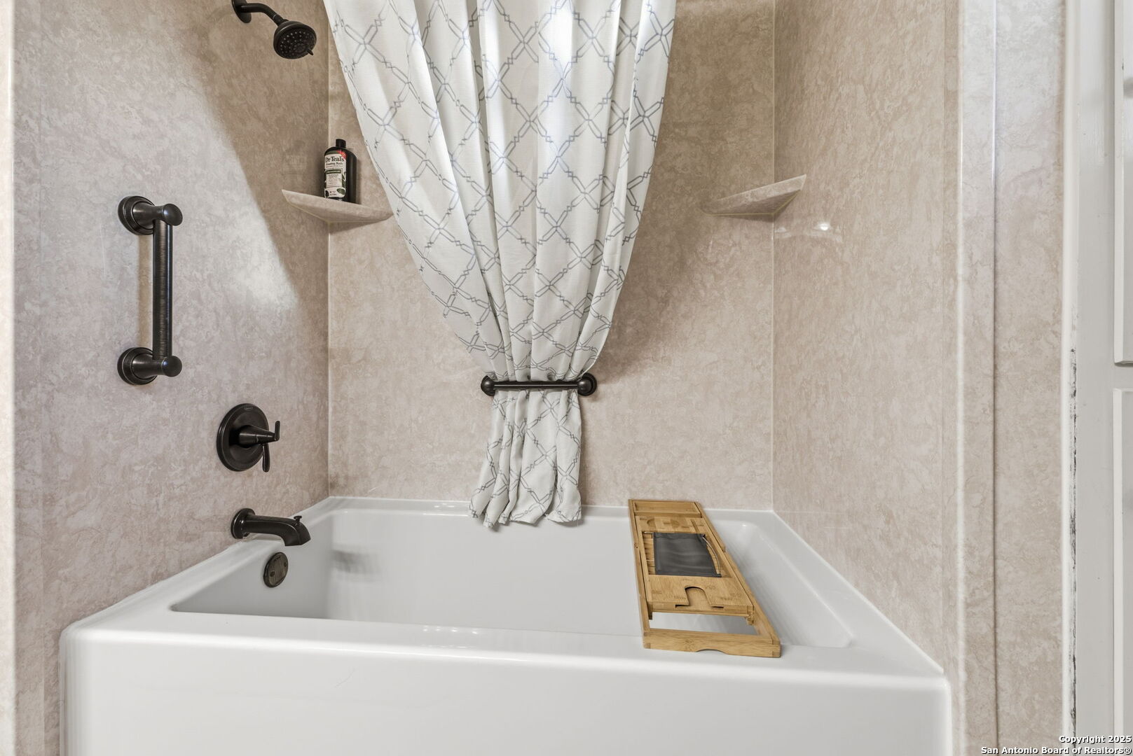 118 Timber Lane Kerrville, TX 78028 - Photo 27 of 49