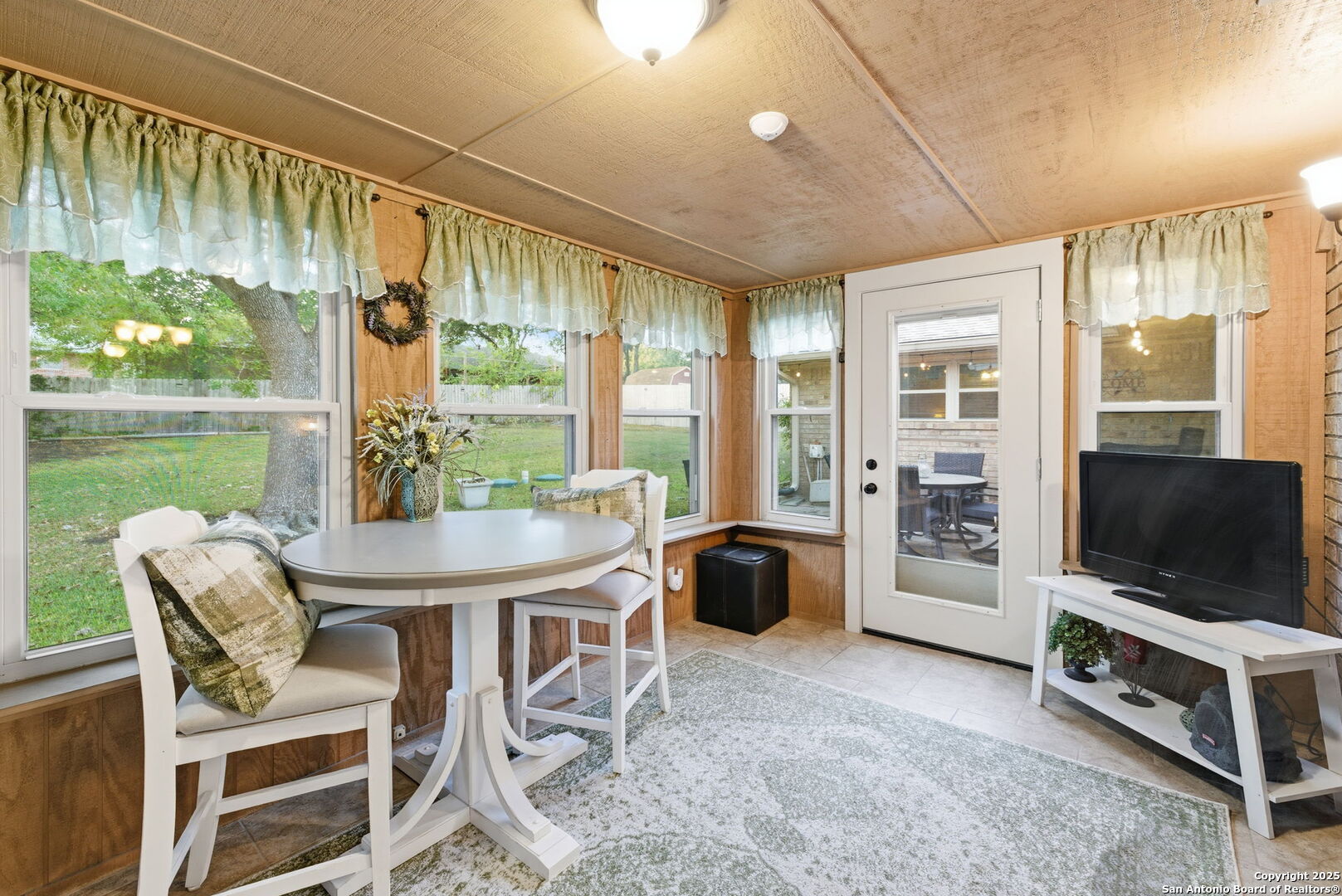 118 Timber Lane Kerrville, TX 78028 - Photo 34 of 49