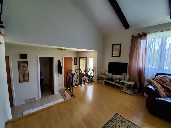 $354,900 | 8052 West Lyons Street, Niles, IL 60714