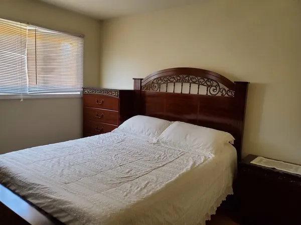 $354,900 | 8052 West Lyons Street, Niles, IL 60714