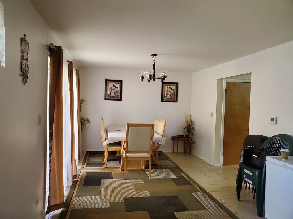 8052 West Lyons Street Niles, IL 60714 - Photo 8 of 8